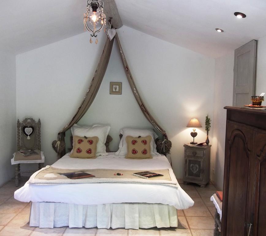 La Bastide Du Vallon Casa de hóspedes Saumane-de-Vaucluse Quarto foto